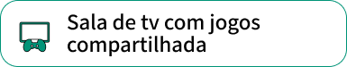 Sala de tv com jogos compartilhada